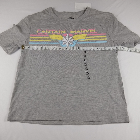 New Captain Marvel Cropped Top - Picture 6 of 9